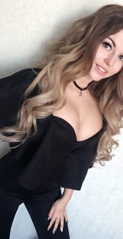 Моника